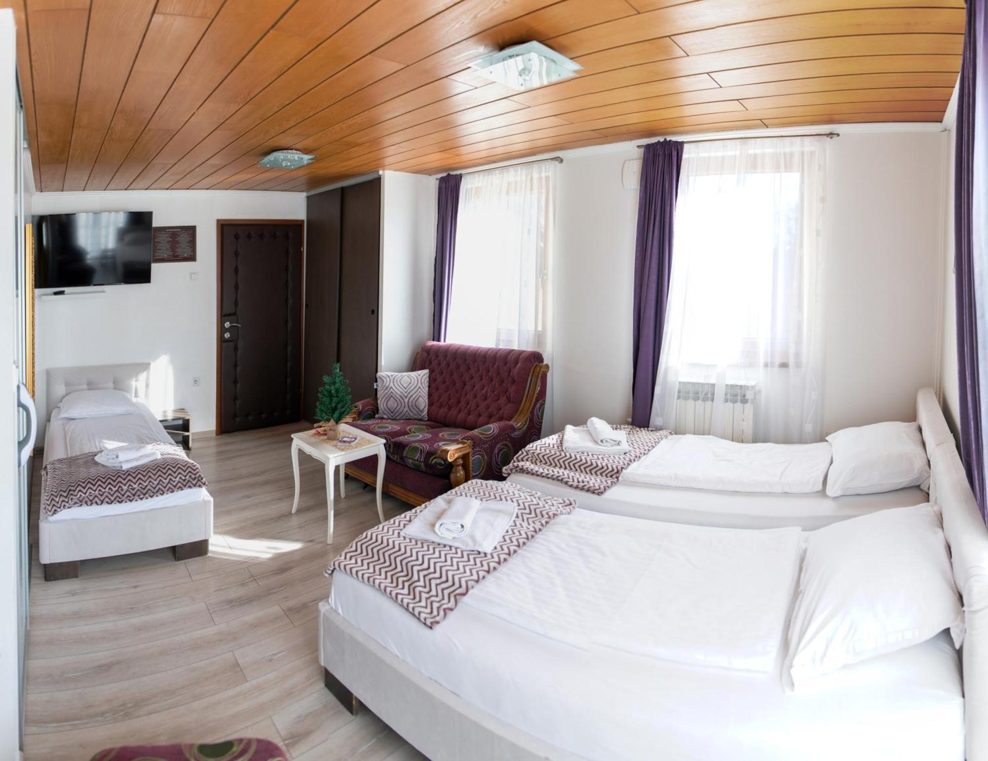 Guest House Ciro ซาราเยโว ภายนอก รูปภาพ