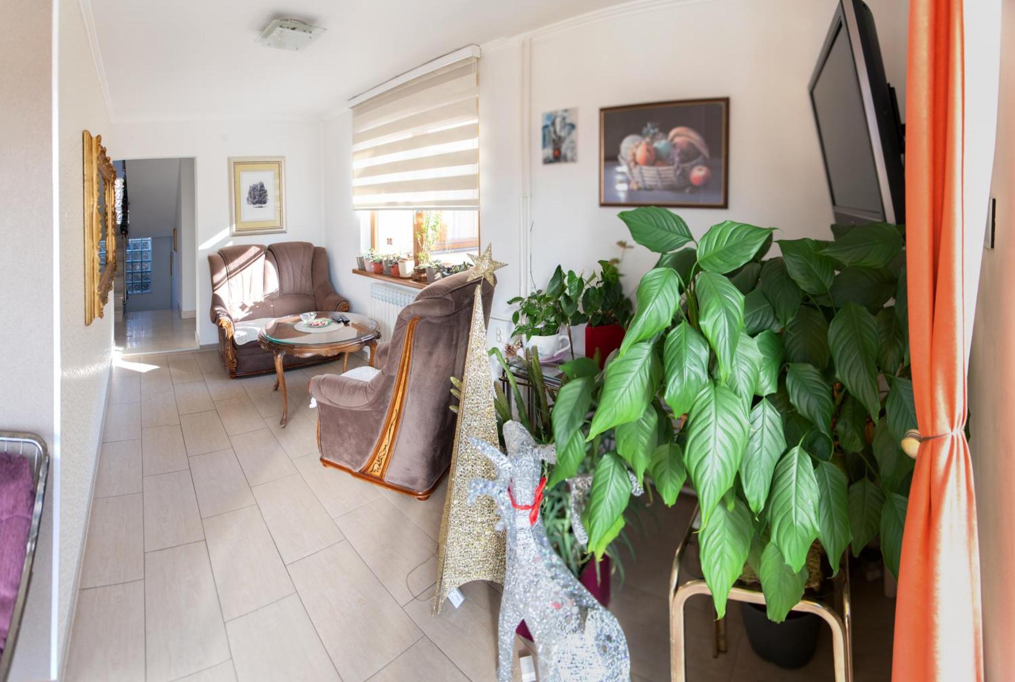 Guest House Ciro ซาราเยโว ภายนอก รูปภาพ