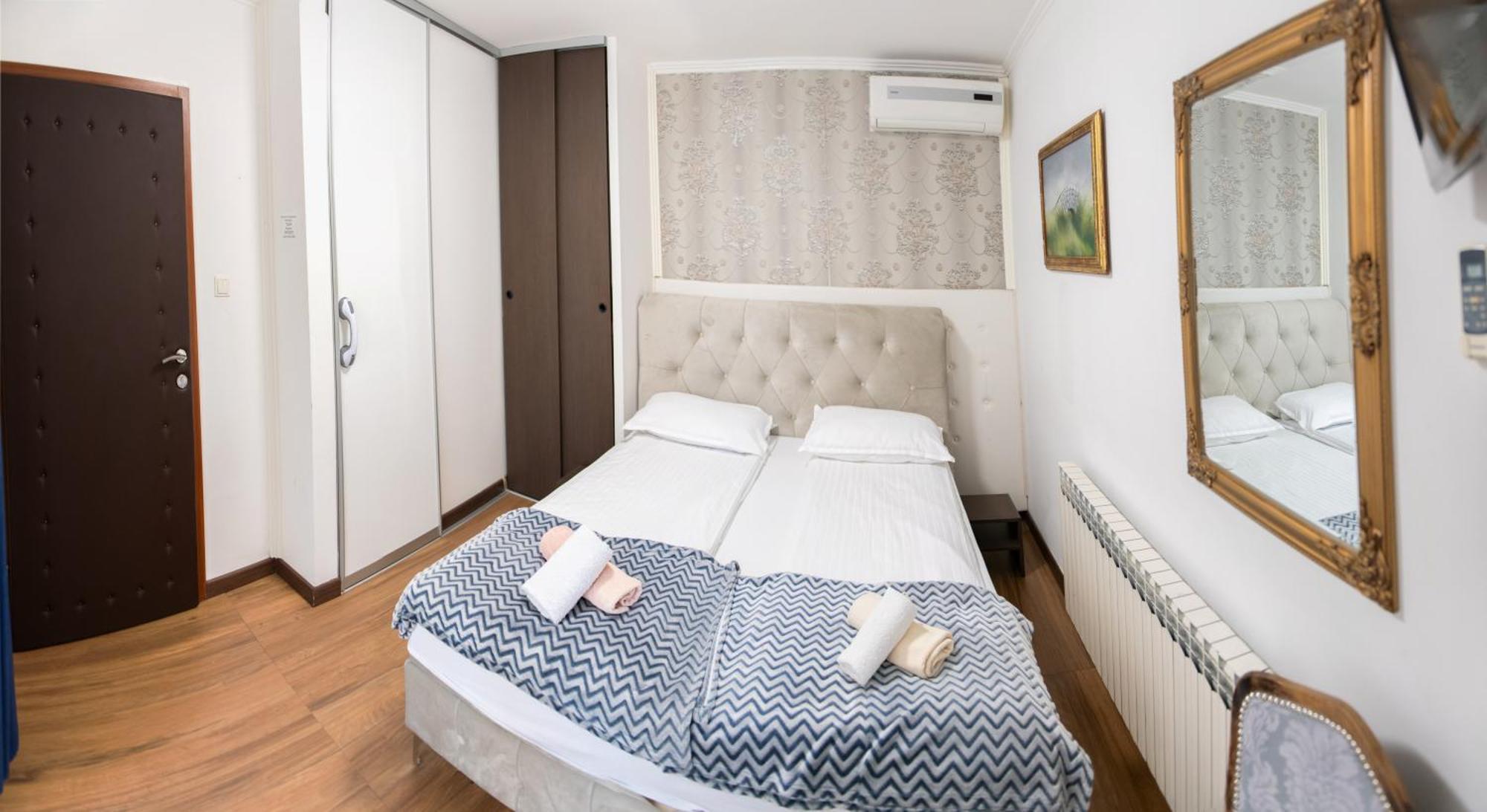 Guest House Ciro ซาราเยโว ภายนอก รูปภาพ