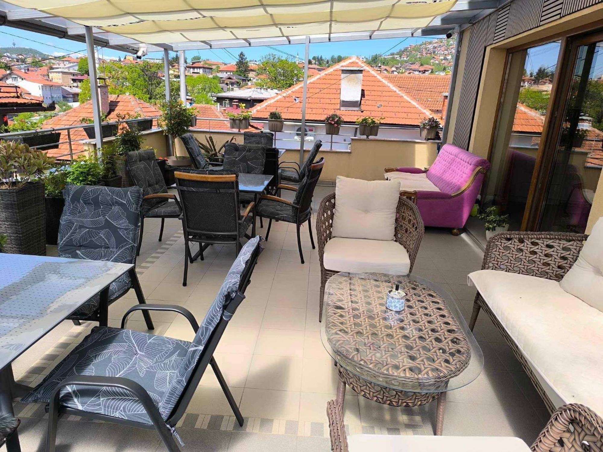 Guest House Ciro ซาราเยโว ภายนอก รูปภาพ