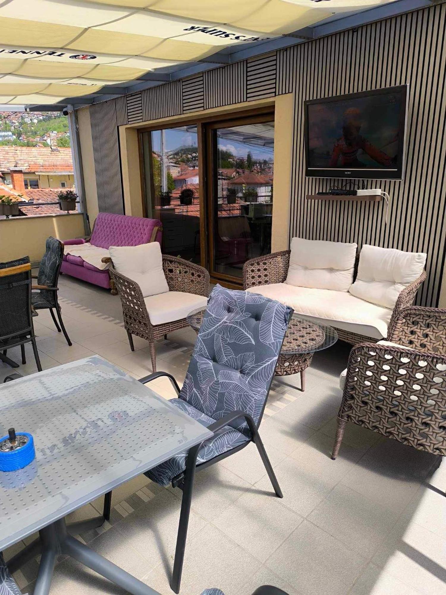 Guest House Ciro ซาราเยโว ภายนอก รูปภาพ