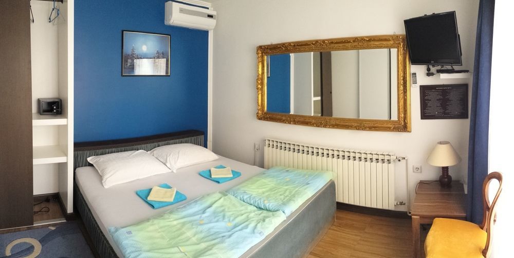 Guest House Ciro ซาราเยโว ภายนอก รูปภาพ